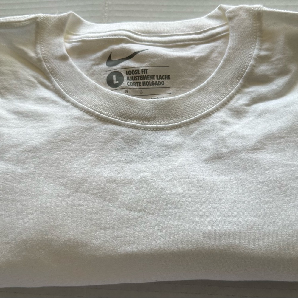 Nike Men's Classic White Tee